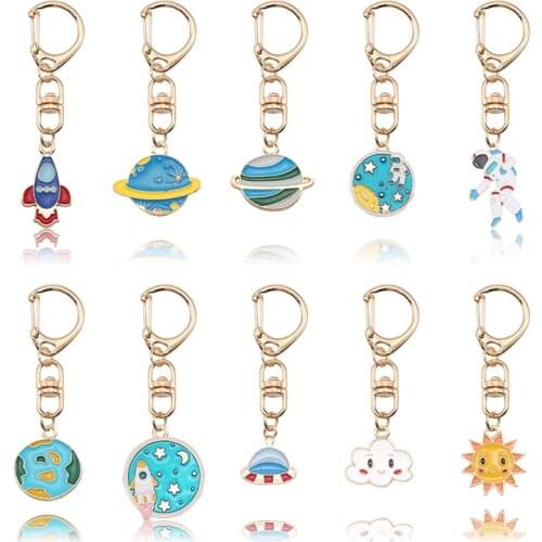 Fashion Cute Keychain Drop Oil Enamel Planet Astronaut Spaceship Clouds Sun Charm Bag Pendant Key Chain D Buckle Keyring Gift