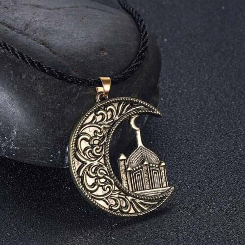 Antique Carved Crescent Moon Mosque Pendants for Men Women Romantic Islamic Necklace Lucky Religious Jewelry Gift