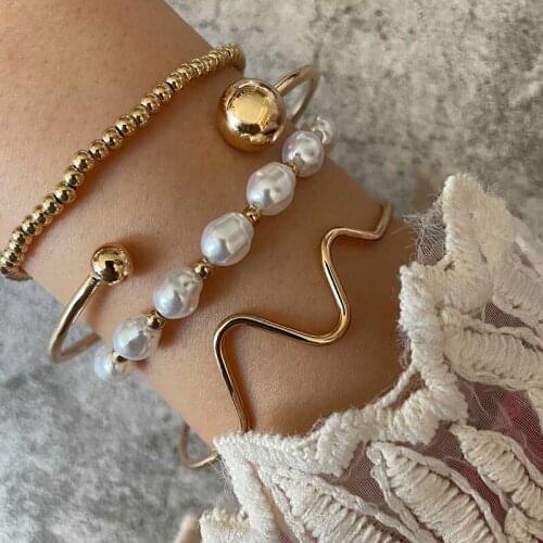 4 Pcs/Set Women Bracelets Set Beach Charm Round Beads Opening Waves Pearl Beaded Bracelet Ladies Sexy Jewelry Bangle