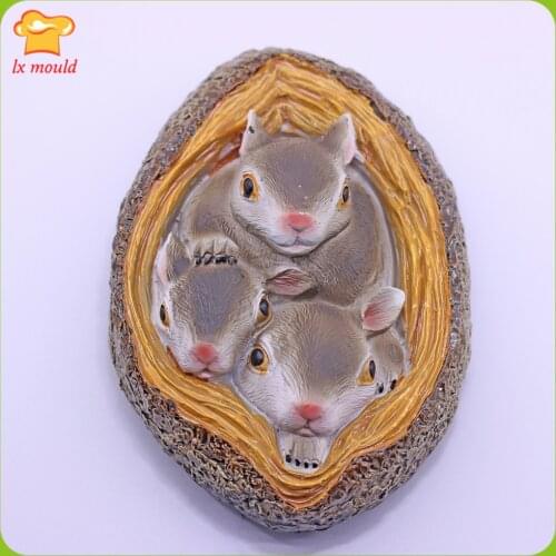 2021 New Christmas Decoration Squirrel Nest Shape Chocolate Moulds Aromatherapy Pendant Silicone Molds Three Baby Squirrels