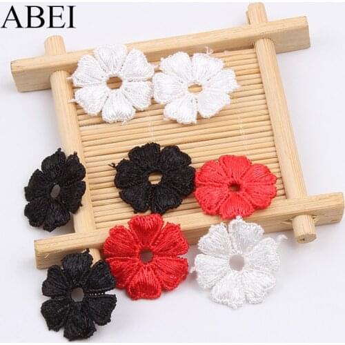 50pcs/lot 25mm Round Flower Applique DIY Handmade Sew On Guipure Lace Fabric Mesh Trims for Garment Accessories Decoration