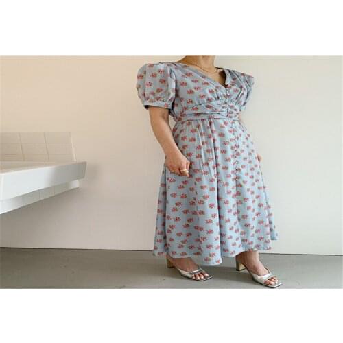 Korea Style V-neck Love Flower Bubble Short-sleeved Waist Dress