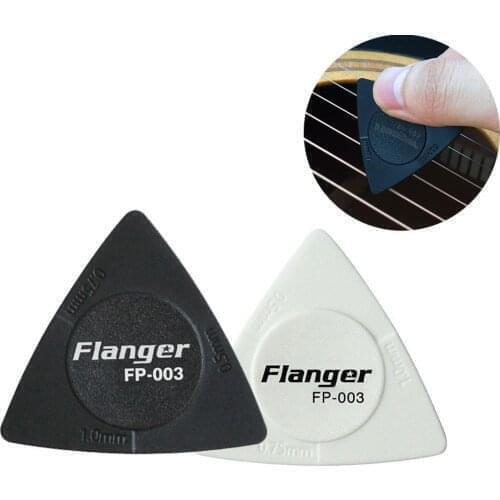 1pcs Guitar Picks Triangle Black White Guitar Picks Anti-slip Style ABS Material Picks Guitar Accessories FP-003