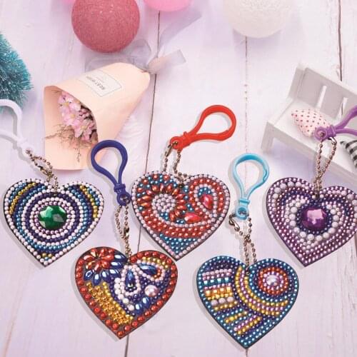 5pcs DIY Heart Shaped Full Drill Butterfly Diamond Painting Keychain Kits Resin Women Girl Bag Jewelry Handmake Gifts decoration