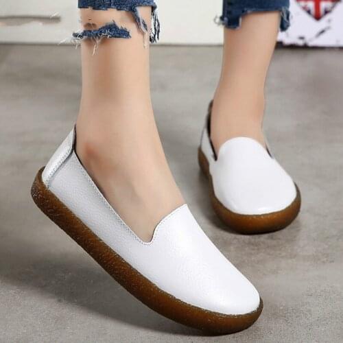 Women Flats Plus Size 43 Genuine Leather Shoes Women Loafers Slip On Moccasins Nurse Flat Shoes Female Leather Casual Shoes