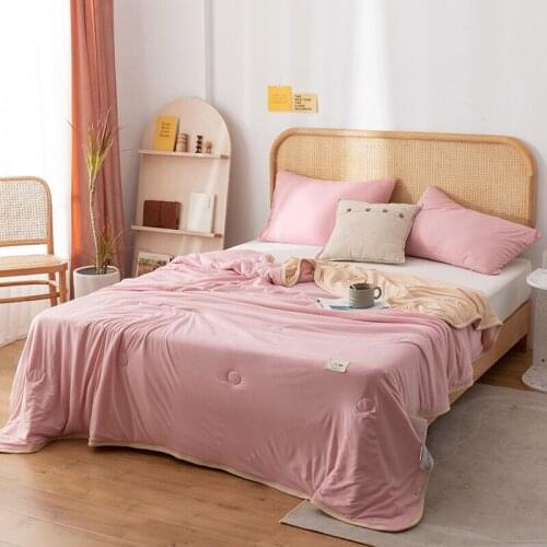 Summer Cool Quilt Thin Spring and Autumn Quilt Home Supplies Bedroom Small Fresh Comfortable Breathable Air Conditioning Quilt