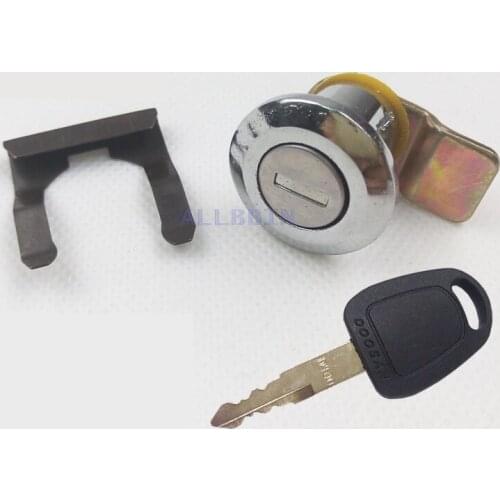 For Daewoo 150 220 215 225 300-7 Doosan Excavator Side Door Lock Toolbox lock cylinder Key Excavator Accessories