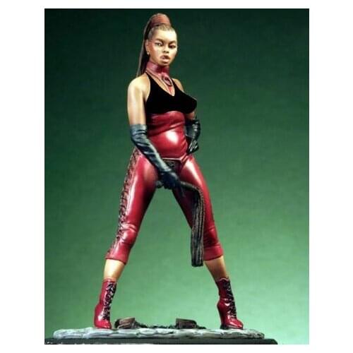 Resin Figure 1/22 80mm ancient Knight woman stand warrior Model Unassambled Unpainted Figure Building Kit