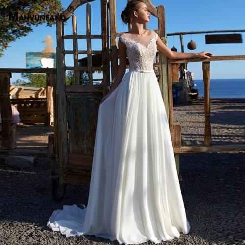 High-End Cap Sleeve Chapel Train Embroidery Appliques Tulle A-Line Wedding Dress Elegant O-Neck Button Back Bridal Gown 2021