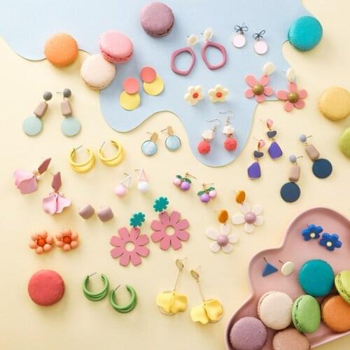 Japanese and Korean Fashion Sweet and Cute Color Earrings Personalized Flower Earrings Simple Candy Color Earrings Gift