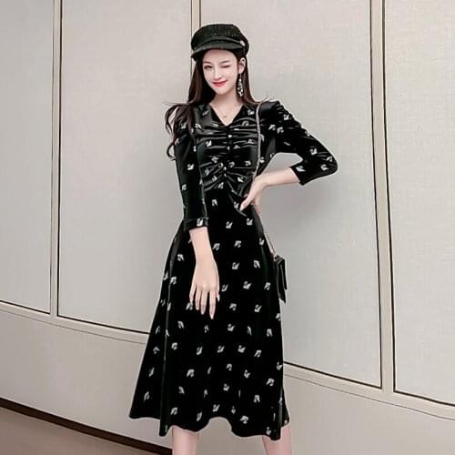 Dresses for Women 2021 Spring New Ladies Bottoming V-neck Dress Velvet Printed Animal Pattern Knee-length Dresses Black Dress