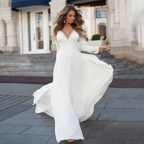 New Arrival Simple Chiffon A Line Beach Wedding Dresses Elegant Long Sleeves V Neck Applique Back Bridal Gown Robe De Mariage