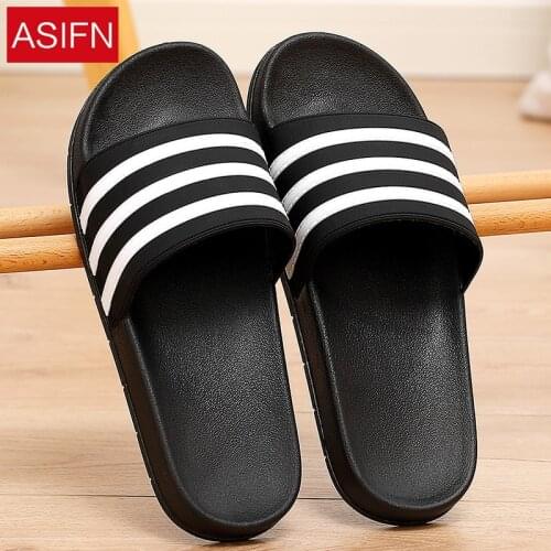 Mens slippers Korean trend flip flops home bathroom non-slip mens beach sandals men shoes shower slippers men lippers
