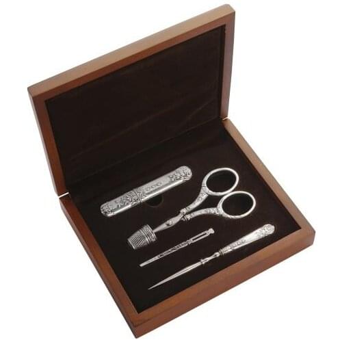 Retro style embroidery set with gift box - Special Offer (86456)