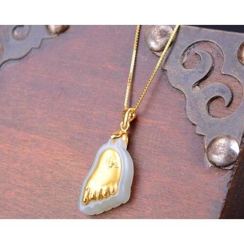 Excellent gold inlaid jade Hetian jades inlaid with gold feet jades pendant direct sale gold necklace lucky Amulet