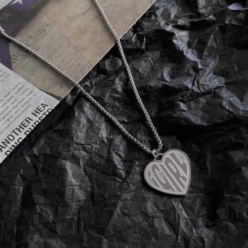 Hot Sale Letter Girl Pendant Necklace For Women Vintage Love Heart Sweater Chain Personality Jewelry Unisex Prom Accessories New