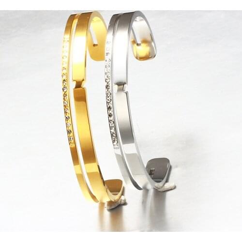 Simple and fashionable opening titanium steel diamond-studded hollow bracelet bracelet couple jewelry