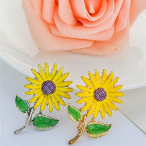 12pieces/lot Decorative Enamel Garment Jewelry Brooch Pin Bridal Wedding Sun Flower Brooch For Kids X1493