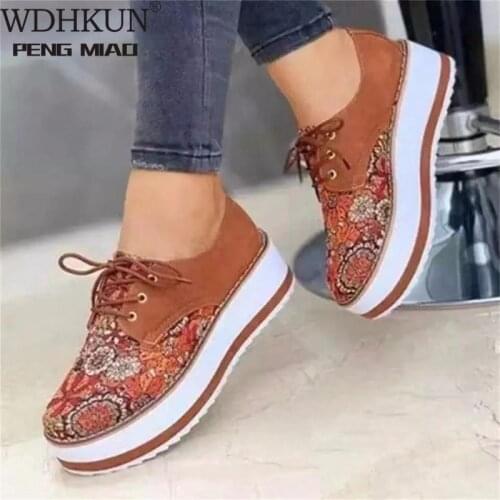2021 High Quality Embroidered Flowers Platform Shoes Women Flats Zapatillas Mujer Casual Ladies Shoes Feminino Plus size 43