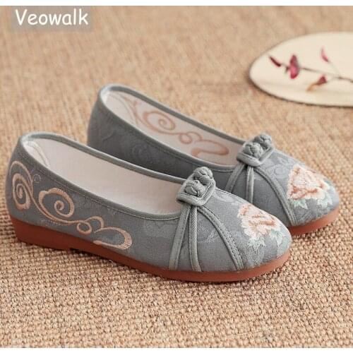 Veowalk Flower Embroidered Women Jacquard Ballet Flats Soft Slip On Flat Shoes Retro Elegant Ladies Casual Cotton Ballerinas