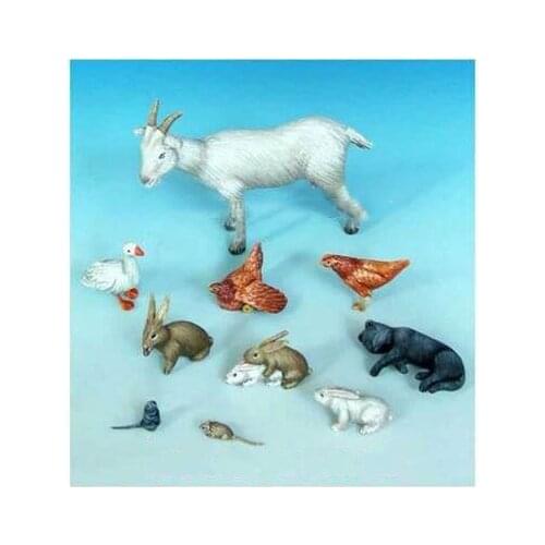 1/35 Scale Models Sand Table Miniature Goat Cat Animal Accessories Resin Unpainted Model Kit Diorama Handmade DIY Fun Gift