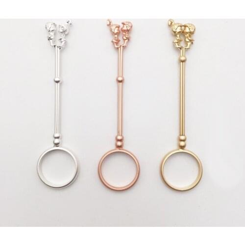 Vintage Cigarette Holder Ring Rack Kiss Couple Metal Finger Clip Women Men Cigarettes Smoking Accessories Smoker Ring Gift