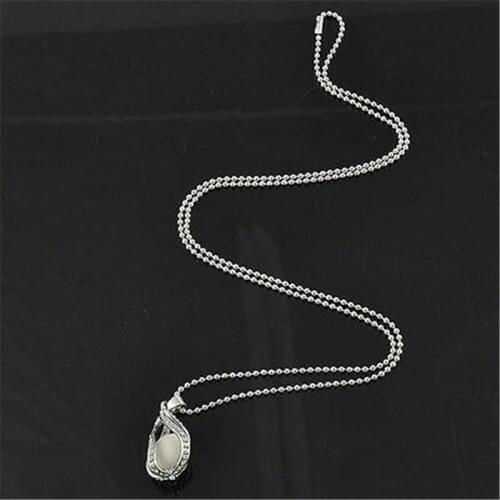 Creative Glow in Dark Pendant Necklace Couple The Little Mermaids Teardrop Gift