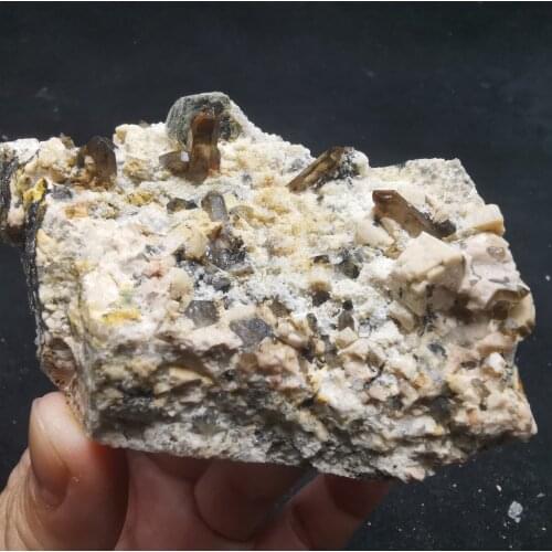 143.6gRare natural garnet crystal hexagonal point feldspar multi mineral crystal symbiotic energy healing specimen free gift box