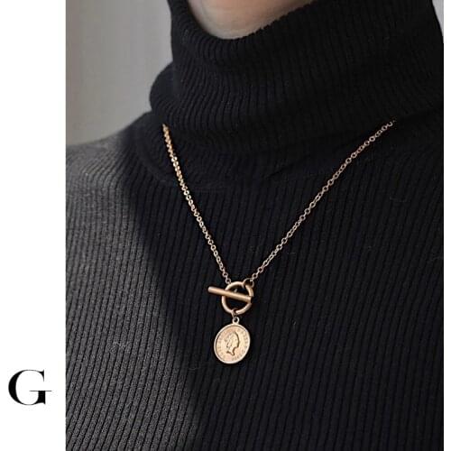 GHIDBK Dainty Elizabeth Portrait Coin Pendant OT Necklaces in Stainless Steel Delicate Textured Cross Chokers Demo Square Collar