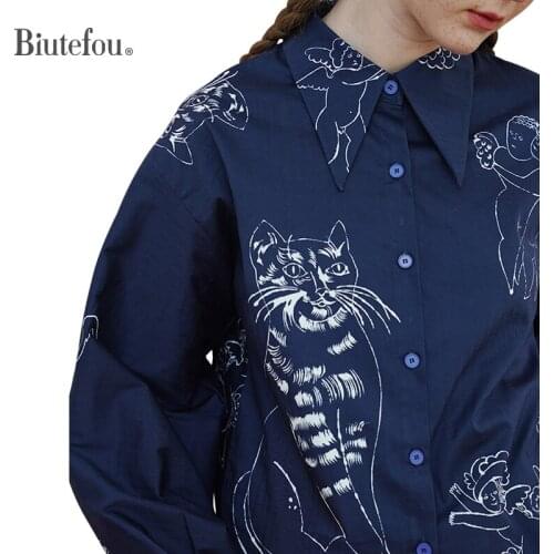 2021 Original Design Autumn Women Vintage Art Cartoon Hand Painted Print Cotton Shirt