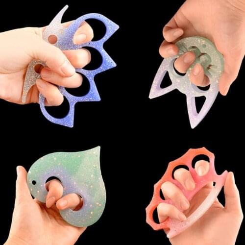 2Pcs DIY Self-Defense Finger Keychain Mold Epoxy Anti-Wolf Knuckles Keyring Resin Silicone Mould Jewelry Tool