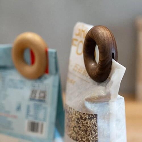 Wooden Sealing Clamp Donut Shape Storage Bag Clips Food Clip Sealer Snack Cookies Fresh Food Creative Kitchen Tools Accessories