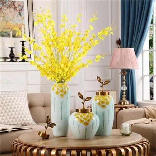 European Luxury Palace Ceramic Vase Crafts Decoration American Home Ceramic Storage Tank Vase Figurines Dry Flower Arrangement