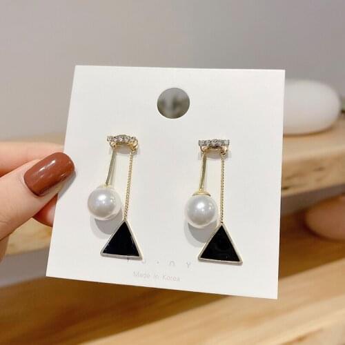 S925 Needle New Fashion Minimalist Geometric Pearl Triangle Personality Joker Stud Earrings For Women Party Jewelry