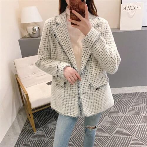 2021 Autumn and Winter New Water Velvet Sweater Coat Women Short Paragraph Loose Thin Imitation Velvet Knit Cardigan Female W834