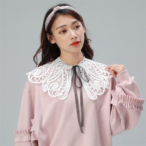 2020 Floral Hollow Fake Collar Women Blouse Doll Collar Detachable Shirt False Collar Blouse Top Female Clothes Half-Shirt