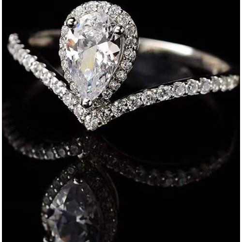 Water Drop Moissanite Rings Luxurious S925 Silver Wedding Jewelry White D Color 1-2ct Carat Diamond Substitute