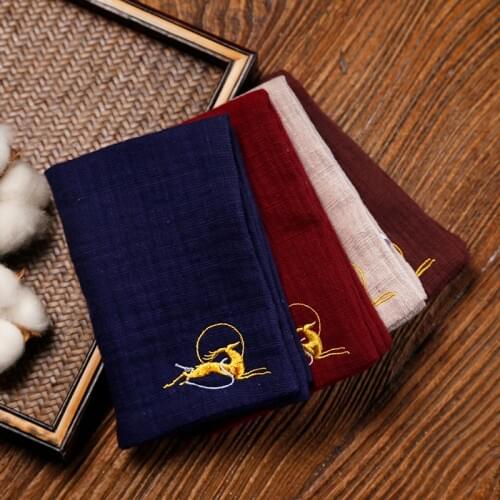 Vintage Cotton / Linen Embroidered Table Napkin Tea Towel Chinese Table Cloth Deer Pattern Absorbent Cleaning Towels Accessories