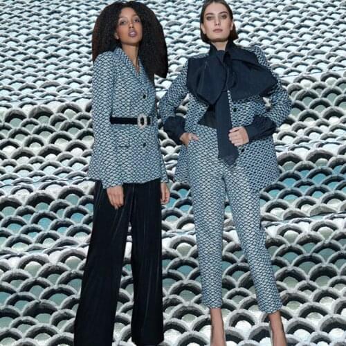 Gold Silk Jacquard Fabric Brocade Satin Handmade Diy Comfortable Suit Performance Costume Windbreaker Big Skirt Dress Fabrics