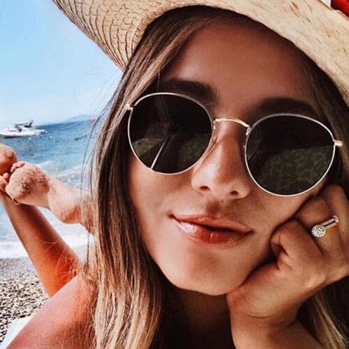 2019 New Lady Tinted Color Lens Big Round Sunglasses Men Women Retro Metal Frame Eye Pink Vintage Tiny Female Men Sun Glasses