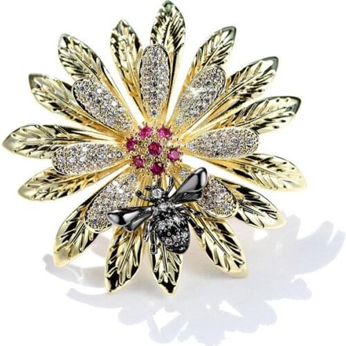 Small Daisy Brooch Small Bee Brooch Coat Pin Micro-inlaid Zircon Corsage Small Fresh Art and Lovely Collar