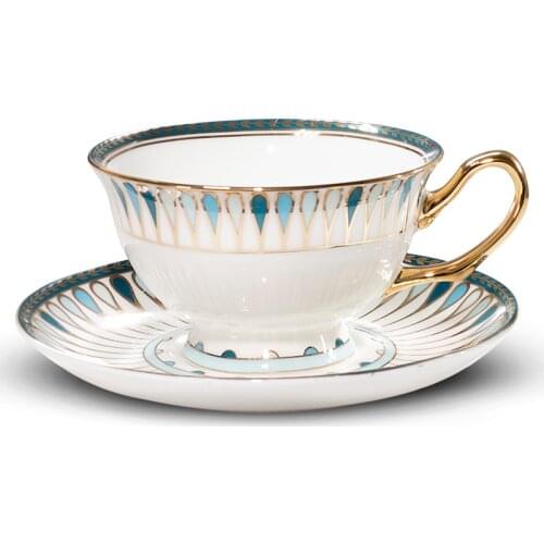 Porcelain Coffee Cup Set Creative Vintage European White Bone China Ceramics Teacup Gold Rim Arabic Tazas Cafe Dinnerware E5BD