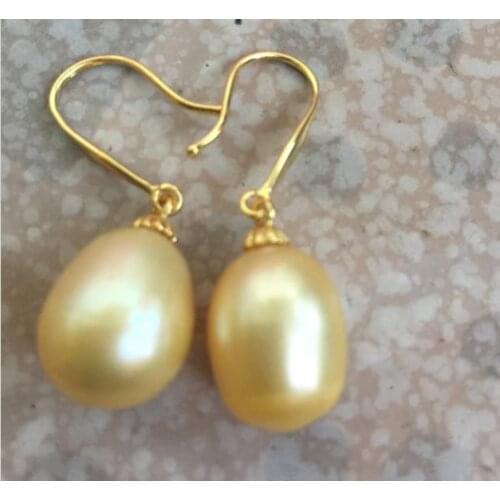 Elegant 9-10mm baroque south sea gold pearl earring
