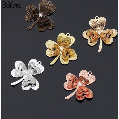 BoYuTe (10 Pieces/Lot) 28*26MM Metal Brass Hollow out Clover Pendant Diy Handmade Jewelry Accessories Wholesale