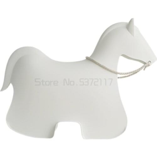 Korean ins animal chair cartoon cute childrens chair kindergarten stool plastic creative net Red chair