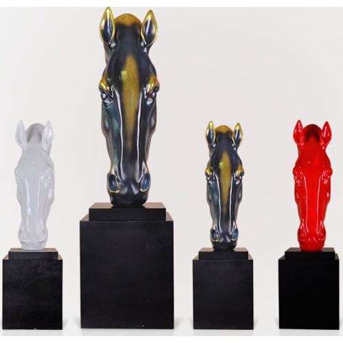 Horse sculpture resin crafts decoration decorations fall Malaysian Creative Hotel opened housewarming gifts gift