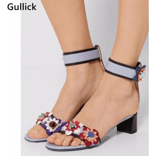2018 Fashion Floral Low Square Heels Women Sandals Elegant Well Matched Clothes Light Blue Flower Shoes For Summer Woman Shoe
