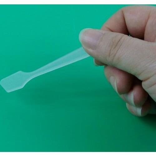 Transparent plastic scraper shovel scraper is used to apply heat-conducting silicone grease and heat-conducting silicone paste