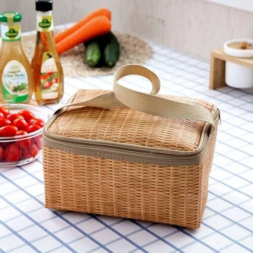 Waterproof Tableware Insulated Thermal Cooler Food Container Basket Portable Wicker Rattan Outdoor Picnic Bag for Camping Picnic