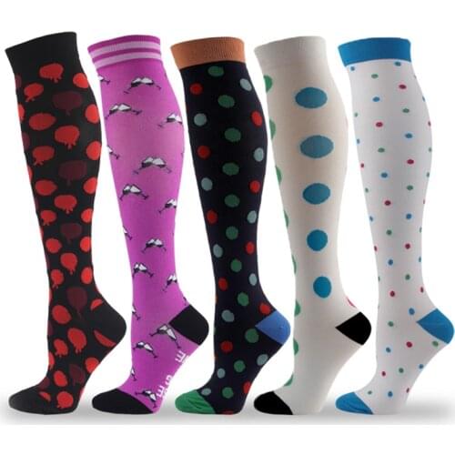 2021 High-Quality Professional Sports Compression Socks Nursing Men Women Korean Version Trend Hip-Hop Pain Relief Football Sock
